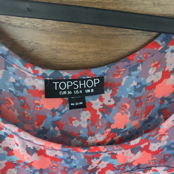 Topshop vest (size 4) - Picture 2 of 4